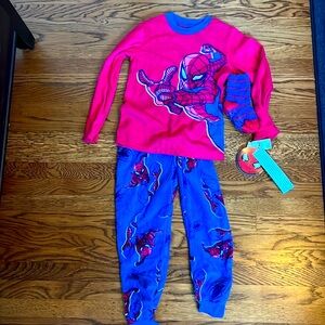 Marvel Spider-Man pajama set, XS (4/5) youth, very soft, NWT